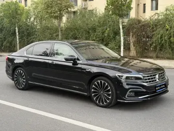 2021 Volkswagen Phideon с пробегом 120 000 км