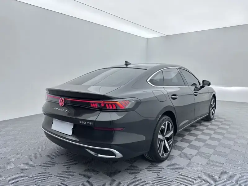2023 Volkswagen Lamando с пробегом 47 000 км