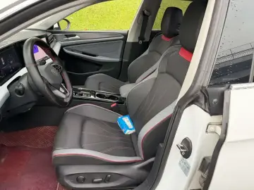 2024 Volkswagen Lamando с пробегом 49 000 км
