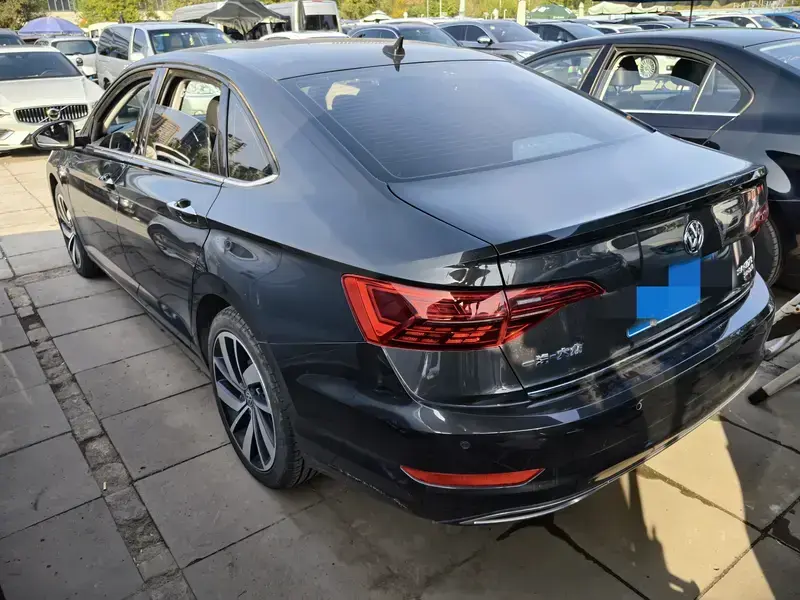 2022 Volkswagen Sagitar с пробегом 84 000 км