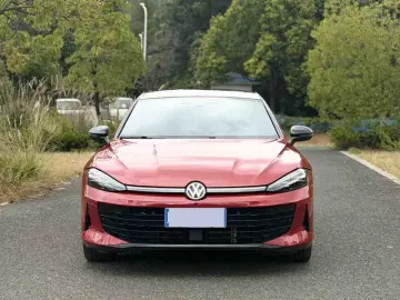 2026 Volkswagen Lamando с пробегом 6 000 км