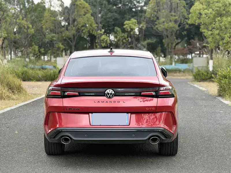 2026 Volkswagen Lamando с пробегом 6 000 км