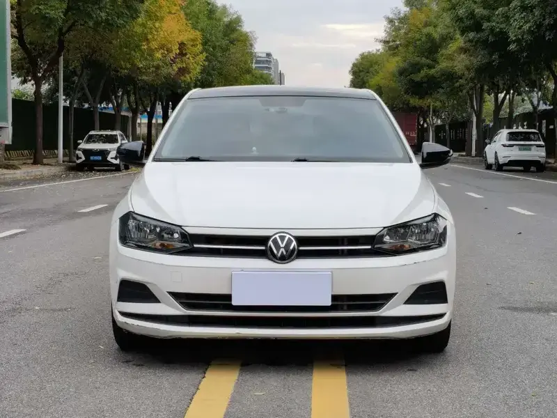 2021 Volkswagen Polo с пробегом 50 000 км