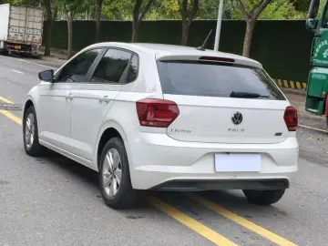 2021 Volkswagen Polo с пробегом 50 000 км