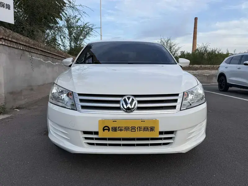 2015 Volkswagen Santana с пробегом 41 000 км