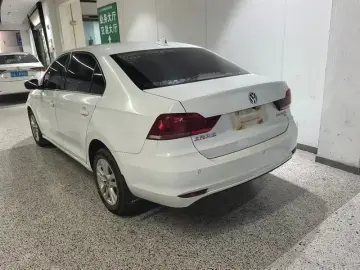 2016 Volkswagen Santana с пробегом 80 000 км