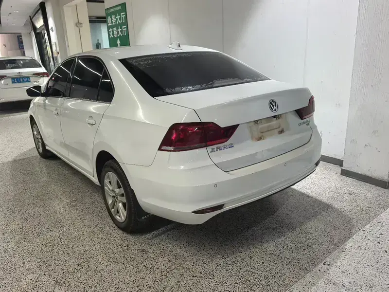 2016 Volkswagen Santana с пробегом 80 000 км
