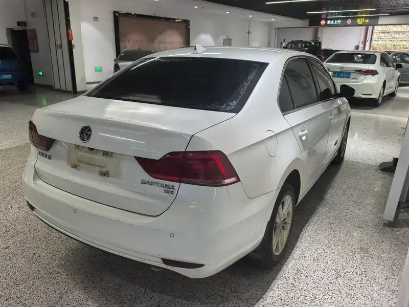 2016 Volkswagen Santana с пробегом 80 000 км