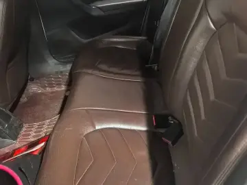 2016 Volkswagen Santana с пробегом 80 000 км