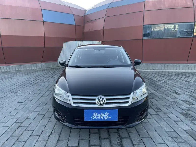 2013 Volkswagen Santana с пробегом 22 800 км