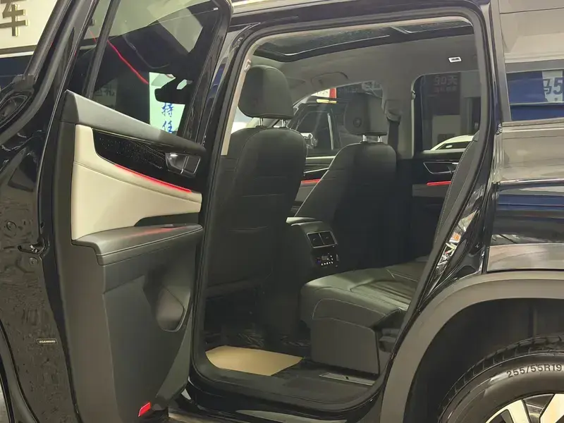 2022 Volkswagen Teramont с пробегом 52 000 км