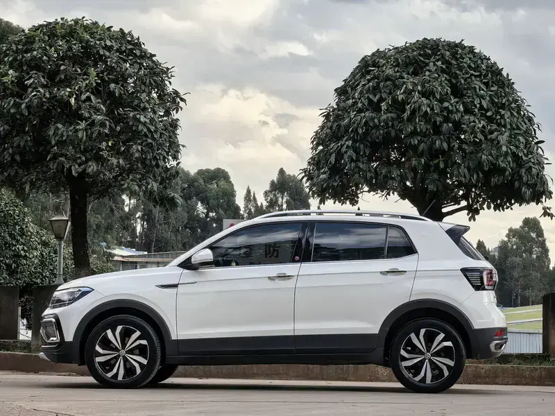 2020 Volkswagen T-Cross с пробегом 66 000 км