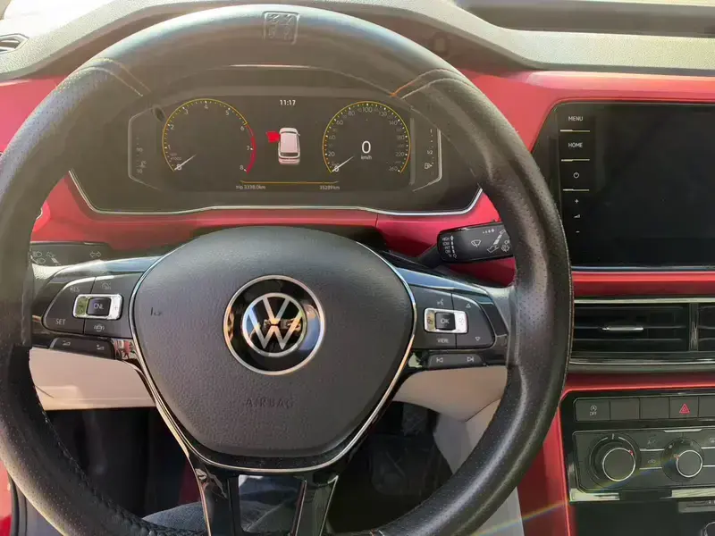 2022 Volkswagen T-Cross с пробегом 35 000 км