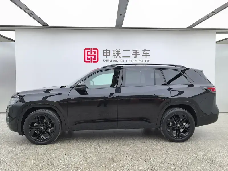 2025 Volkswagen Teramont с пробегом 2 100 км