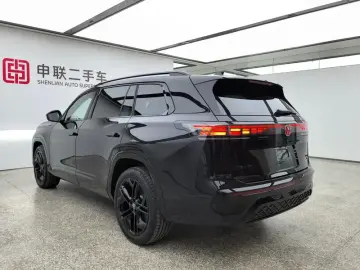 2025 Volkswagen Teramont с пробегом 2 100 км
