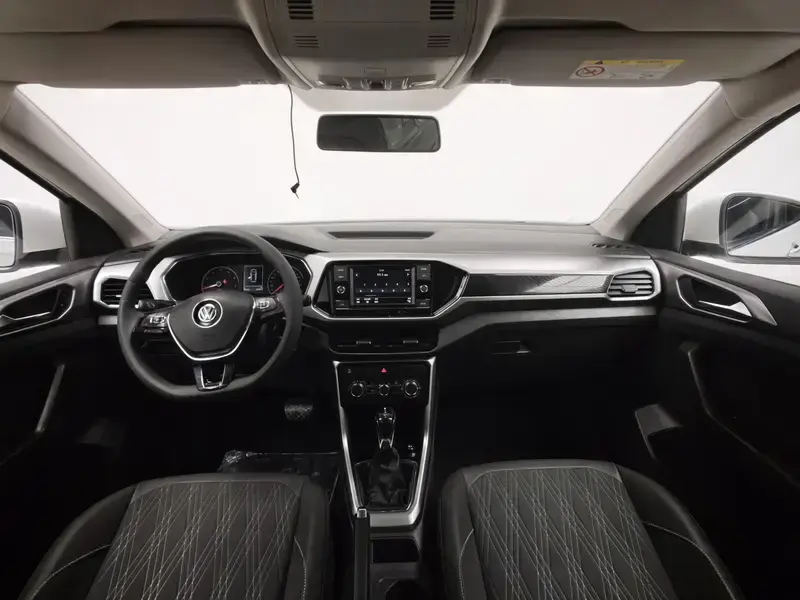 2019 Volkswagen T-Cross с пробегом 38 200 км