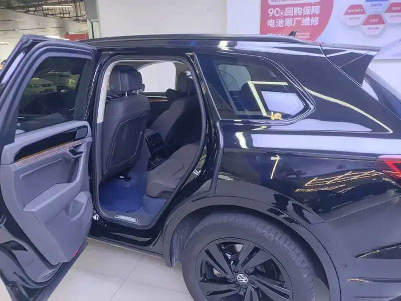 2023 Volkswagen Touareg с пробегом 52 900 км