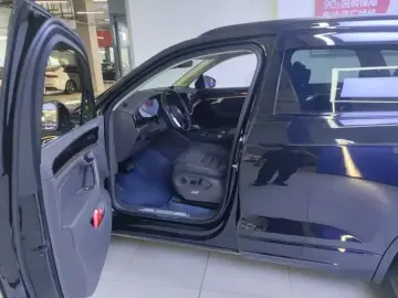 2023 Volkswagen Touareg с пробегом 52 900 км