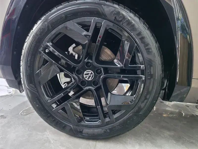 2025 Volkswagen Teramont с пробегом 2 800 км