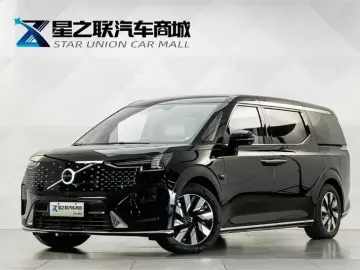 Volvo EM90