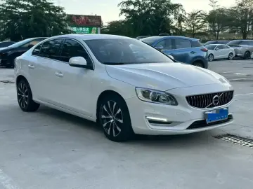 2019 Volvo S60 с пробегом 130 000 км