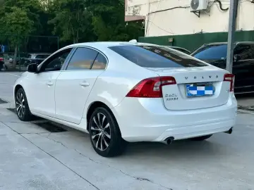 2019 Volvo S60 с пробегом 130 000 км