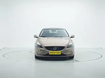 2016 Volvo V40 с пробегом 114 500 км
