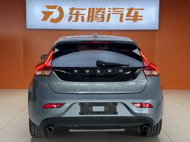 2018 Volvo V40 с пробегом 55 000 км