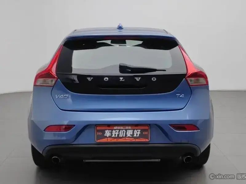 2016 Volvo V40 с пробегом 121 800 км