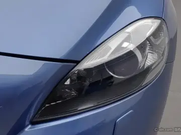 2016 Volvo V40 с пробегом 121 800 км