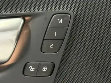2026 Volvo XC60 с пробегом 100 км