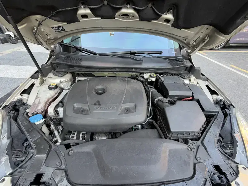 2018 Volvo V40 с пробегом 122 000 км