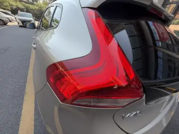 2018 Volvo V40 с пробегом 122 000 км