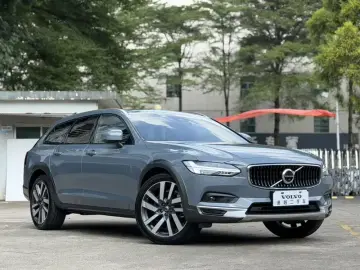 2022 Volvo V90 с пробегом 70 000 км
