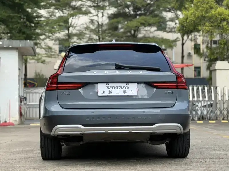 2022 Volvo V90 с пробегом 70 000 км