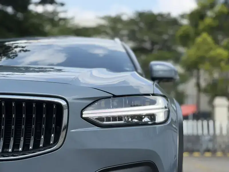 2022 Volvo V90 с пробегом 70 000 км