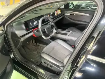 2024 Voyah Passion с пробегом 92 000 км