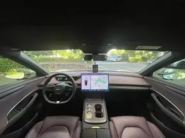 2024 Xiaomi SU7 с пробегом 25 000 км