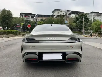 2024 Xiaomi SU7 с пробегом 32 000 км