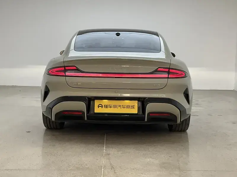 2024 Xiaomi SU7 с пробегом 26 700 км
