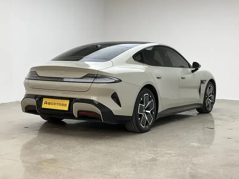 2024 Xiaomi SU7 с пробегом 26 700 км