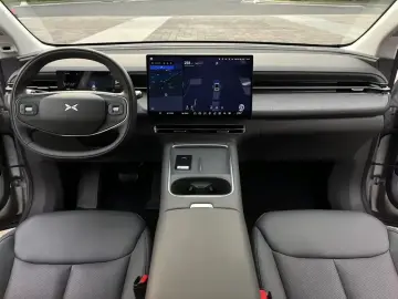 2025 Xpeng G6 с пробегом 16 000 км