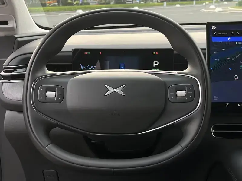 2025 Xpeng G6 с пробегом 16 000 км