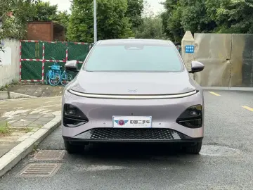 2025 Xpeng G6 с пробегом 5 800 км