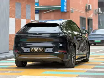 2025 Xpeng G6 с пробегом 56 000 км