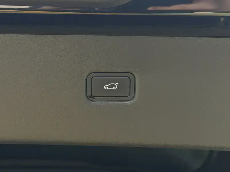 2025 Xpeng G6 с пробегом 56 000 км