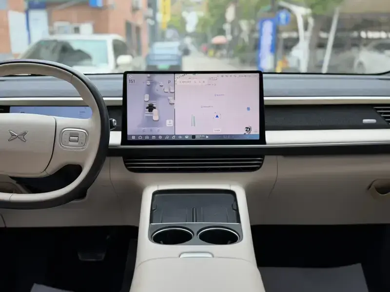 2025 Xpeng G6 с пробегом 56 000 км