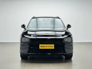 2026 Xpeng G9 с пробегом 6 100 км