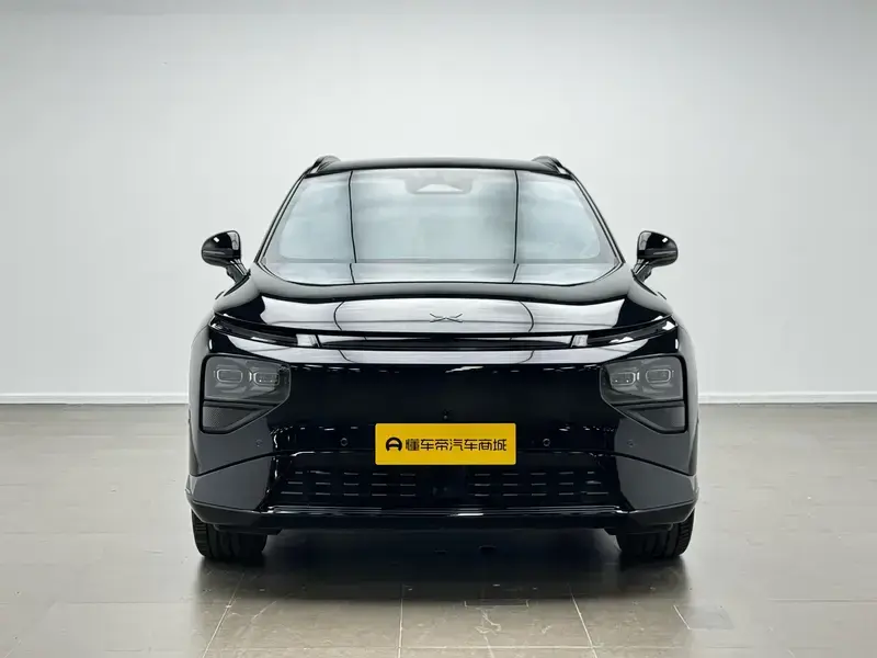 2026 Xpeng G9 с пробегом 6 100 км