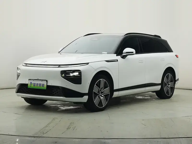 2022 Xpeng G9 с пробегом 87 000 км